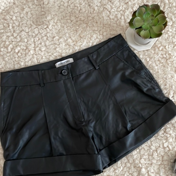 Elizabeth James Leather Shorts 